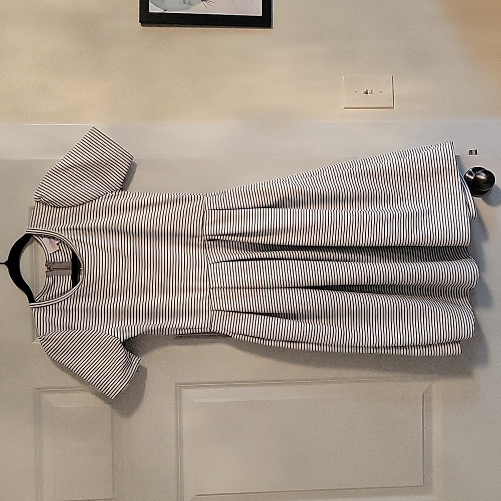 LuLaRoe Amelia dress S